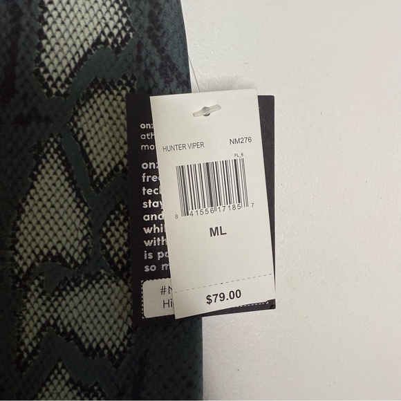 Onzie Hunter Viper High Rise Leggings Black Gray Snake Print Leggings Size M/L - Picture 4 of 6